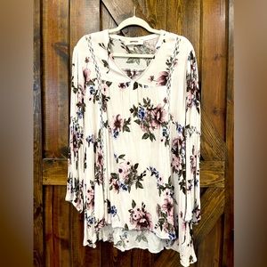 Altr’d State - A Beautiful Soul - Rustic Floral Top - XXL